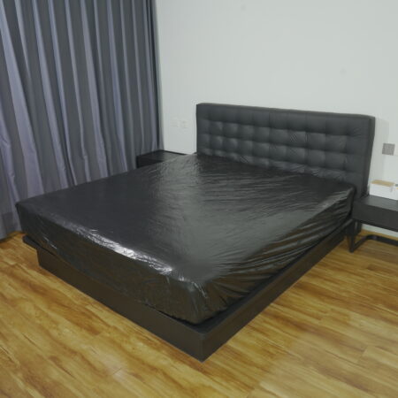 Black PVC Vinyl Waterproof Fitted Sheet main image